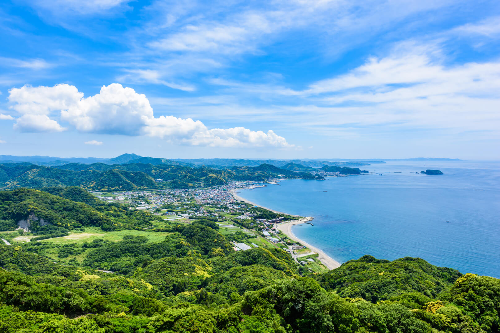 みなみびわ市の風景写真